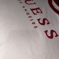 Guess T-Shirt