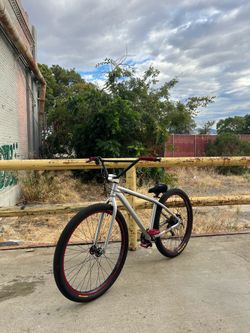Mafia bike bomma thrust