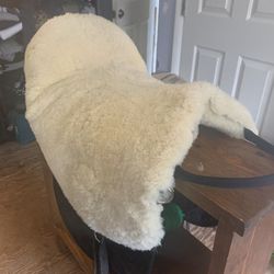 Like New CHRIST High end 100% Genuine Sheepskin Bareback Saddle W/Girth BEST OFFER! 