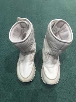 White Kid’s Rain & Snow Boots in Size 11 Outdoor Design