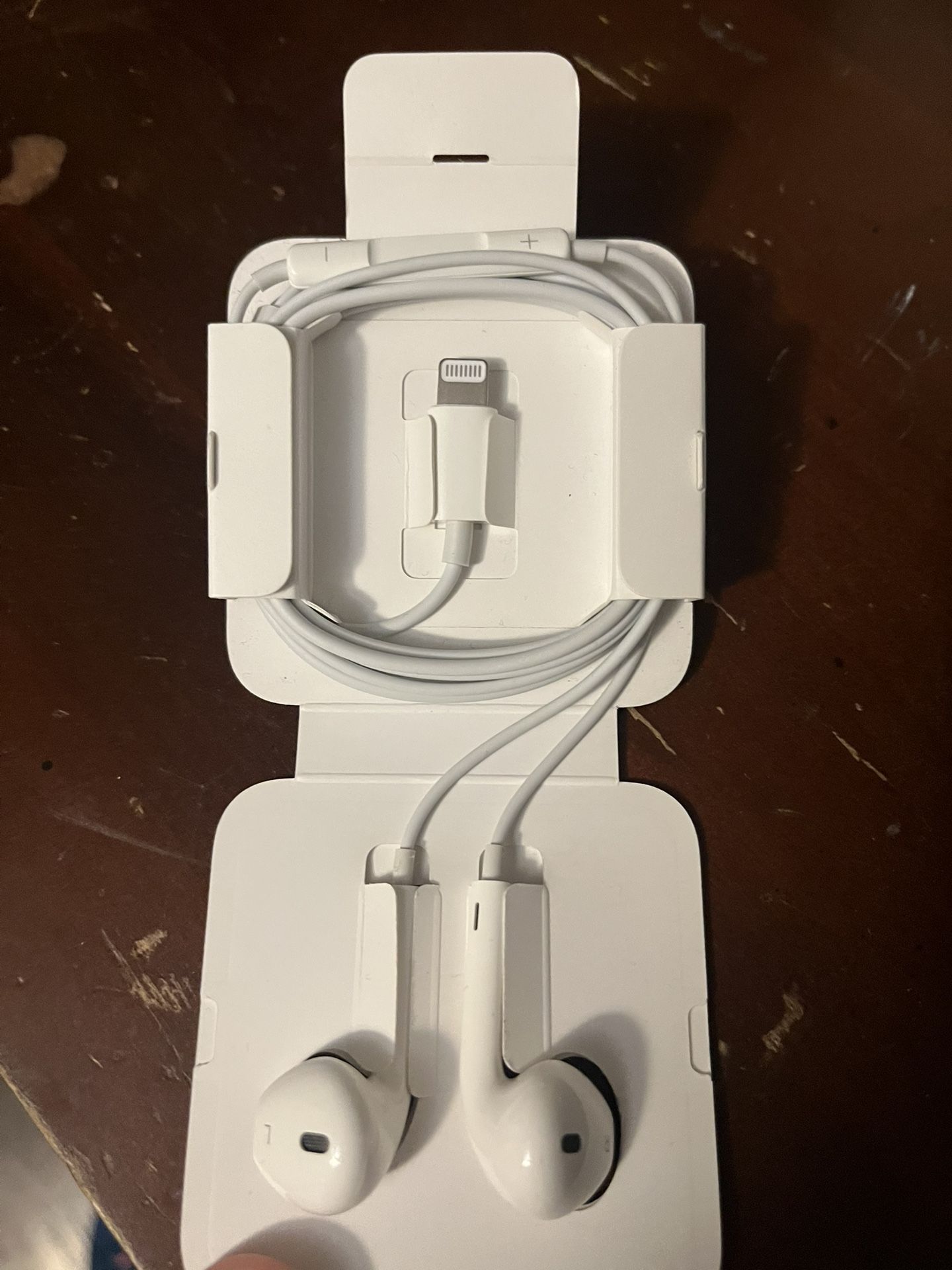 Apple Wired Earbuds