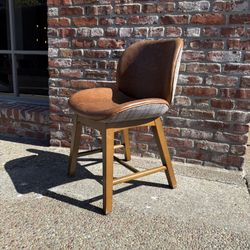 High End Designer Leather Modern Chairs (20 Available)