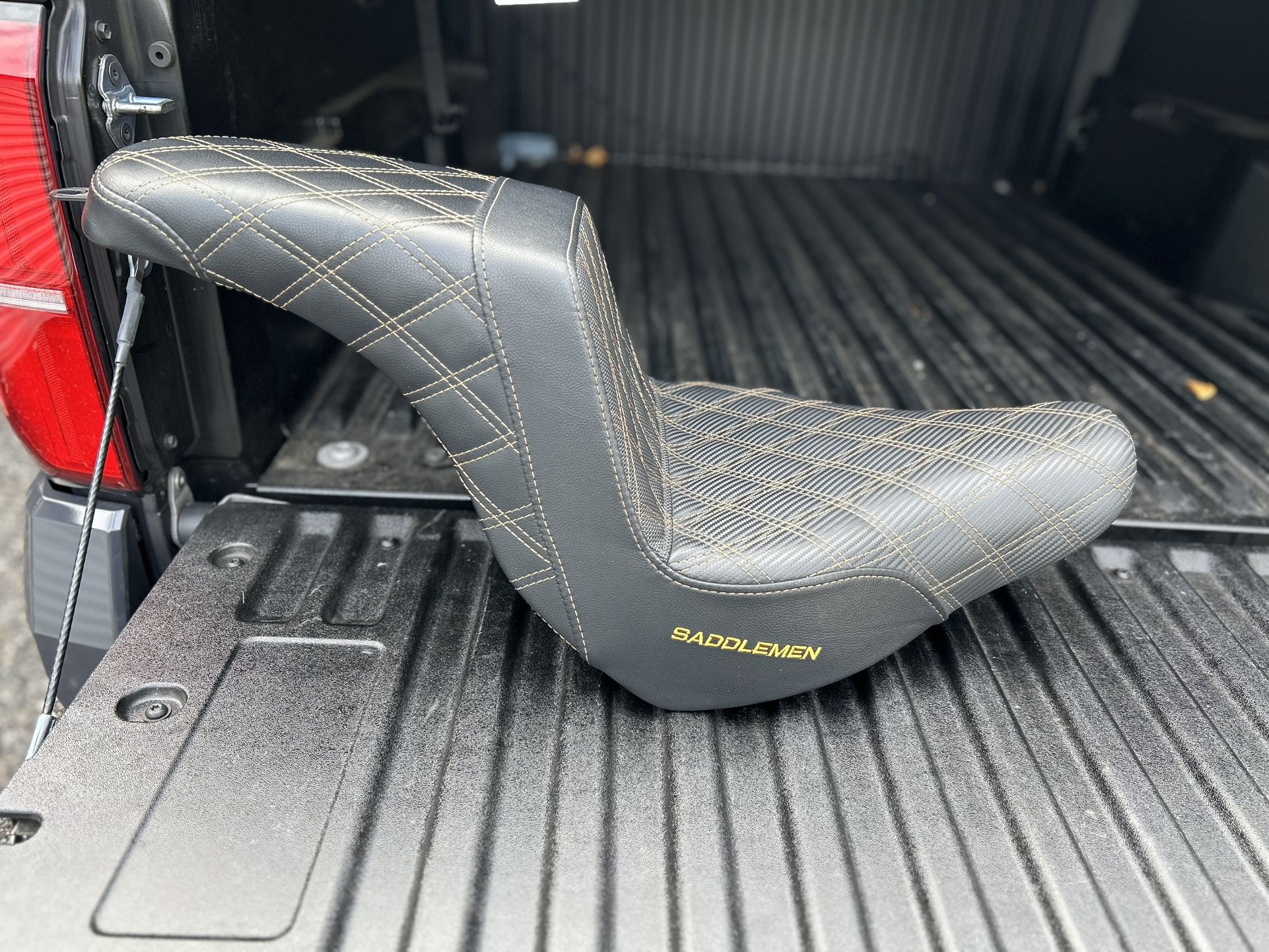 Saddlemen Seat