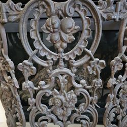 $175.00 - Antique Fireplace Decorative Screen - (3) Panels/Heavy/Very Ornate!