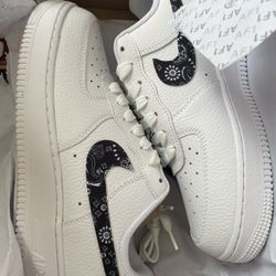 Air Force 1 Black Paisley Nike Women Size 8