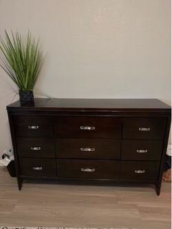 9 drawer dresser