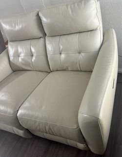 Recliner couch