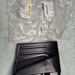 2014/19 Chevrolet Anthracite Rear Passenger