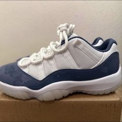 Jordan Low Top 11S