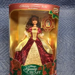 Disney Beauty and The Beast - Enchanted Christmas Holiday- Princess Belle - Special Edition #16710