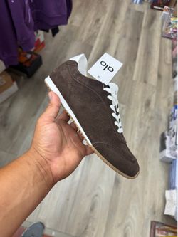 Alo shoe brown