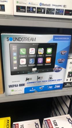 Soundstream 10 inch Apple CarPlay and Android auto stereo