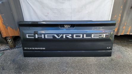 2019-2025 Chevy Silverado Rear Tailgate Shell Original