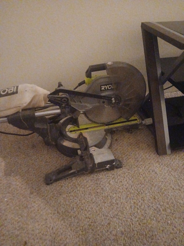 Ryobi Table Saw