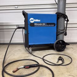 Miller Welder Machine