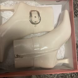 Ladies Boots