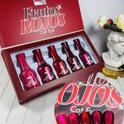 Frutos Rojos Cat Eye Gel Polish Set
