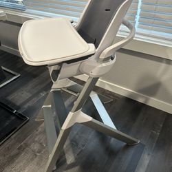 4 Moms Baby Hight Chair