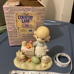 Precious Moments Country Lane Collection