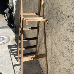 Ladder wooden 6’