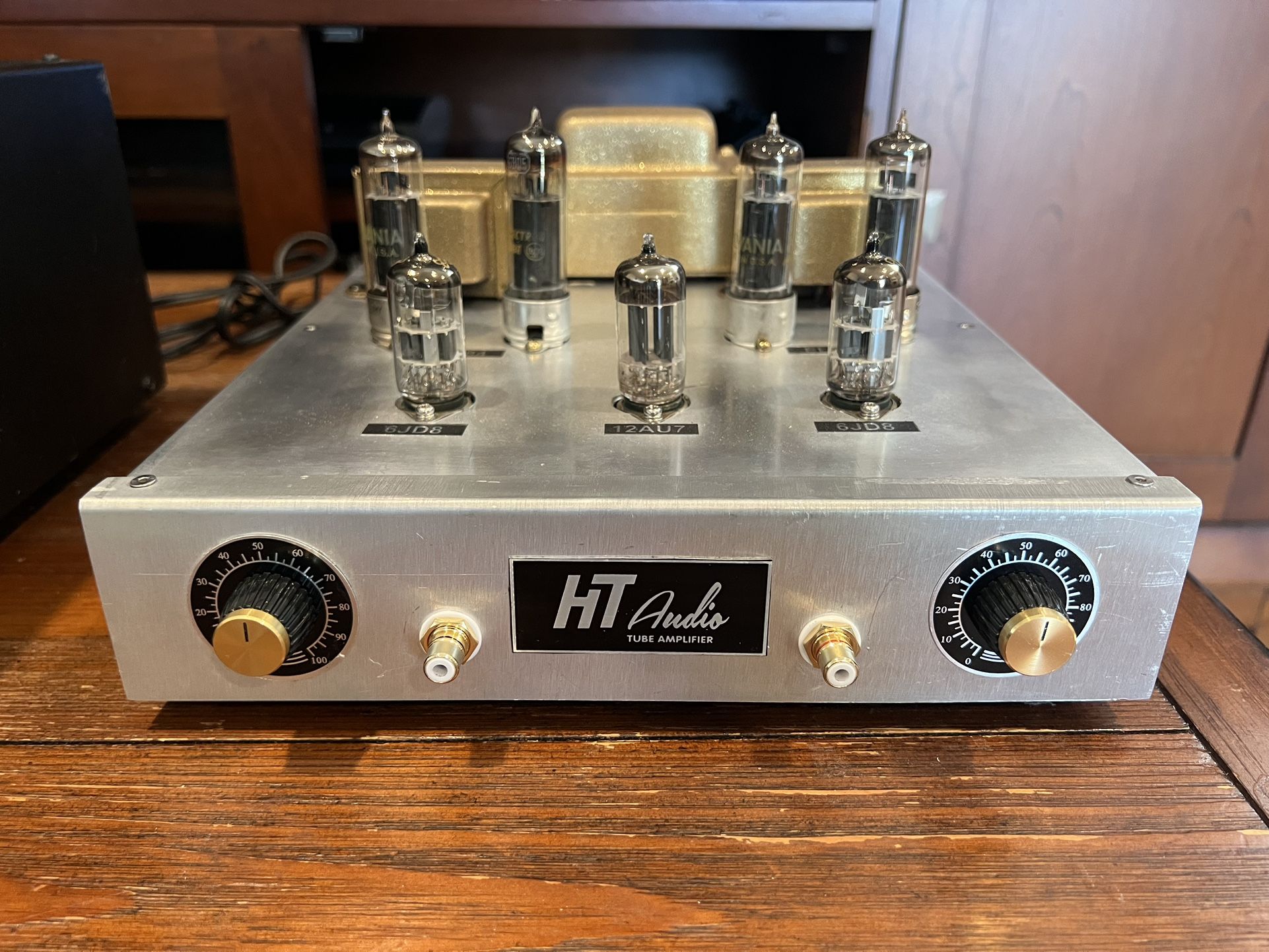 Custom built tube amplifier, EL 84, 15 watts per channel,