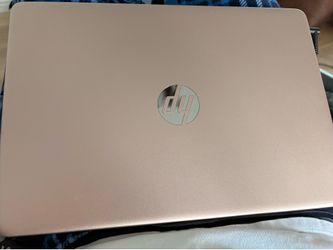 Rose gold HP laptop GOOD CONDITION!!!