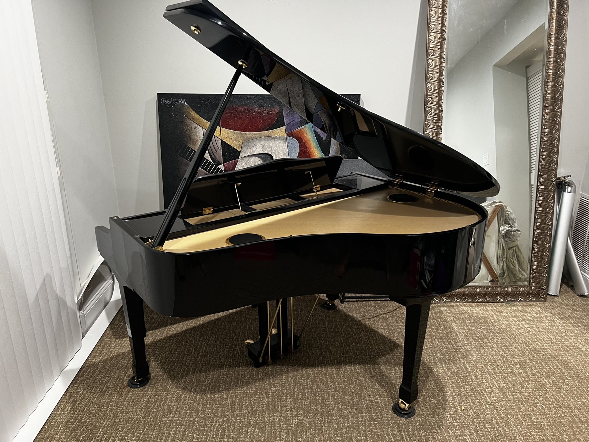Suzuki Baby Grand Digital Piano 