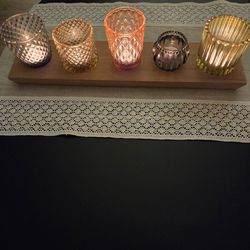 Decorative Candle Holders Set with Wooden Tray