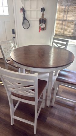 Dining, Table