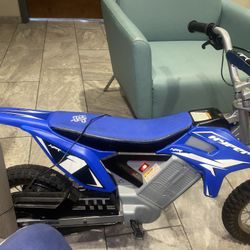 Hyper Toys 24V 350 Dirt Bike Electric 
