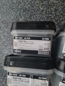 Angle Clip 1-7/16" x 1-7/16" x 2-3/4"
