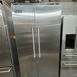42”VIKING SIDE BY SIDE BUILT IN