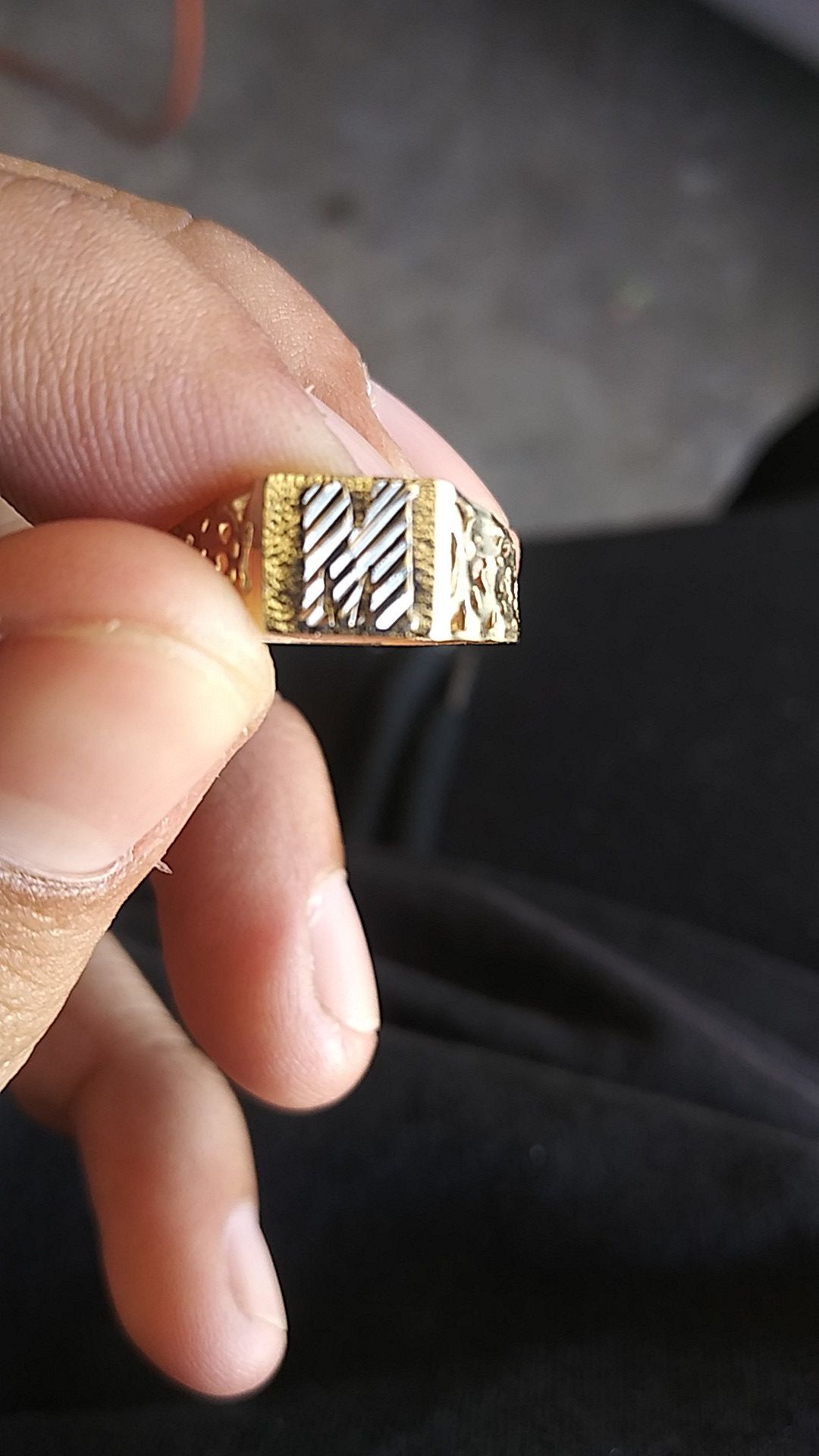 10k Gold ring shoot an offer