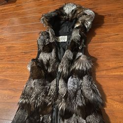 Natural fur vest, chinchilla, size  S