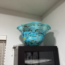  Chihuly-Style Handblown Glass Art Bowl – Purchased at Chihuly Garden | $99