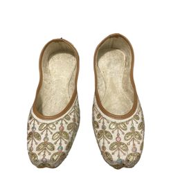 Women's Embellished Flat Shoes