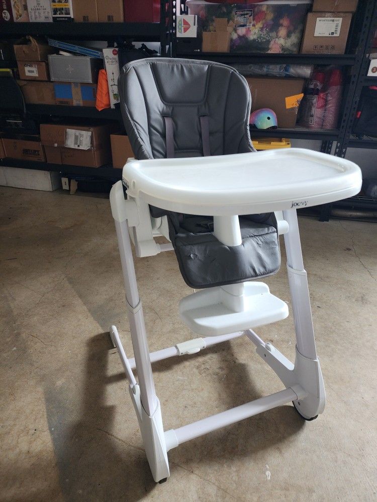 Joovy High Chair for Sale in Federal Way, WA OfferUp