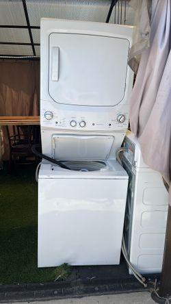 Super Clean  🧼 EG Stackable Washer Dryer 220v