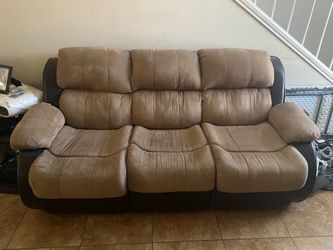 3-Seat Reclining Sofa and loveseat