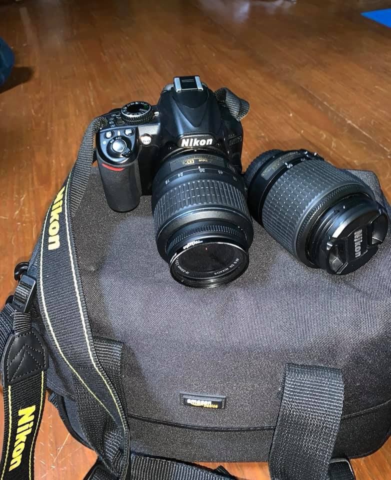 Nikon D3100 w/ 2 lenses and bag!
