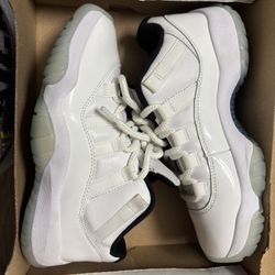 Jordan 11 Retro Low Size 4.5 Men’s 