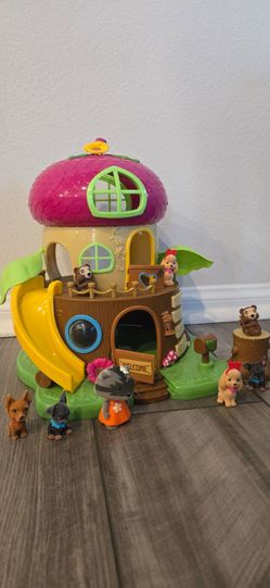 Li'l Woodzeez Acorn Treehouse Playset with Figures & Accessories