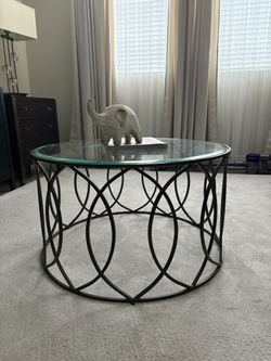 Dining Table Round