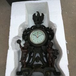 Crosa Vintage Cherub Angles & Eagle Quartz Mantes Statue Clock 