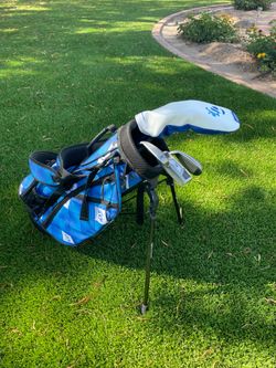 Kids Taylor Made Junior Golf Club Set - right handed