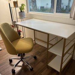 Desk And Chair 