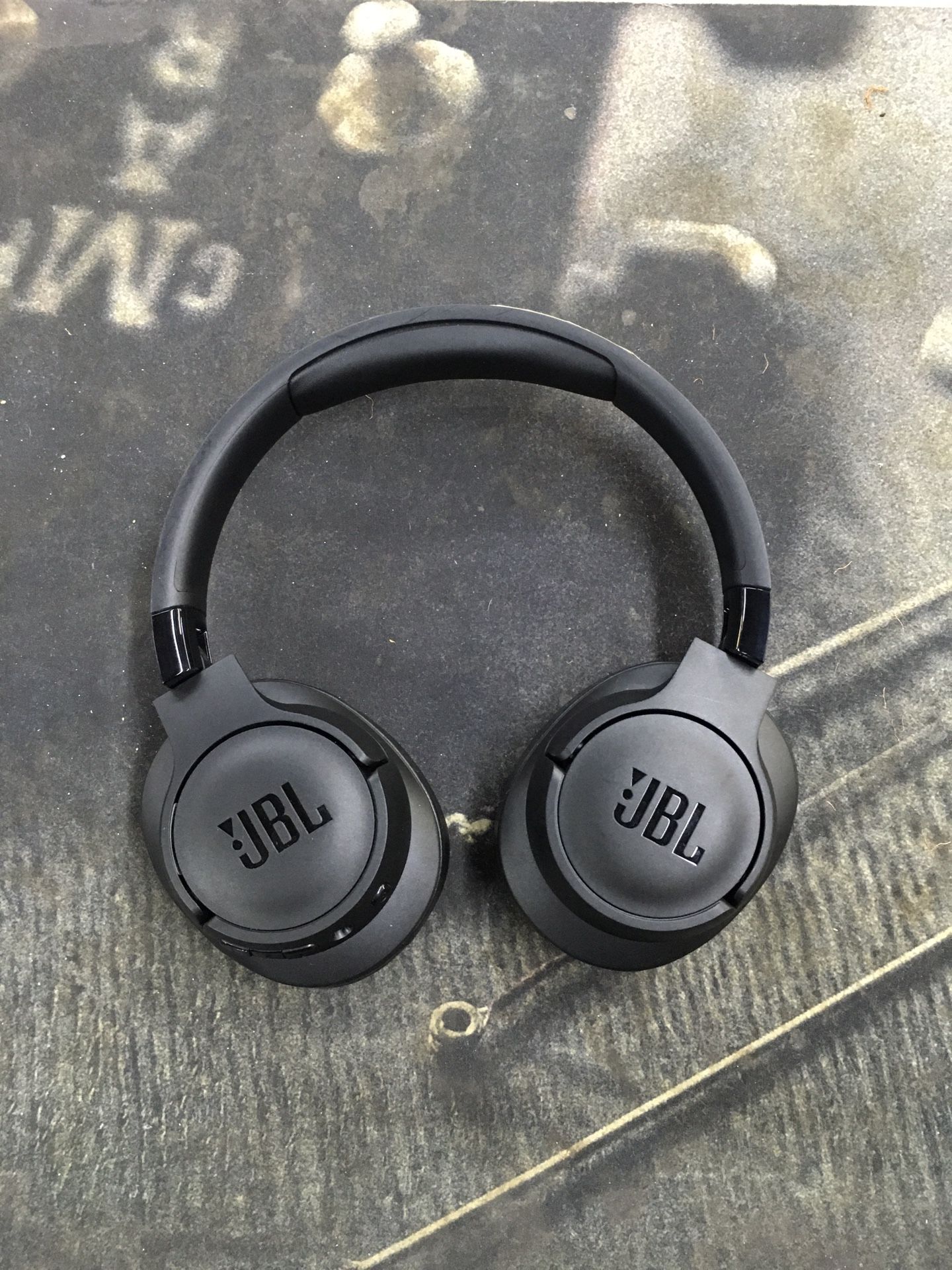 JBL Bluetooth Headphones