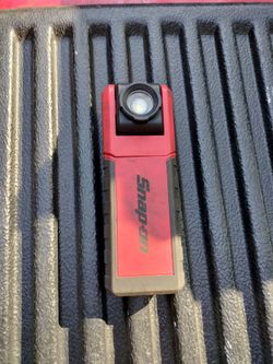 Snap on work light, magnetic