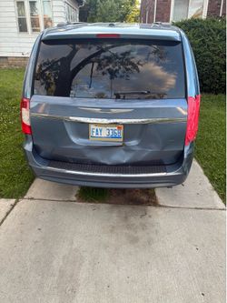 2011 Chrysler Town & Country