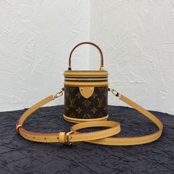 Louis Vuitton nano Shoulder bag